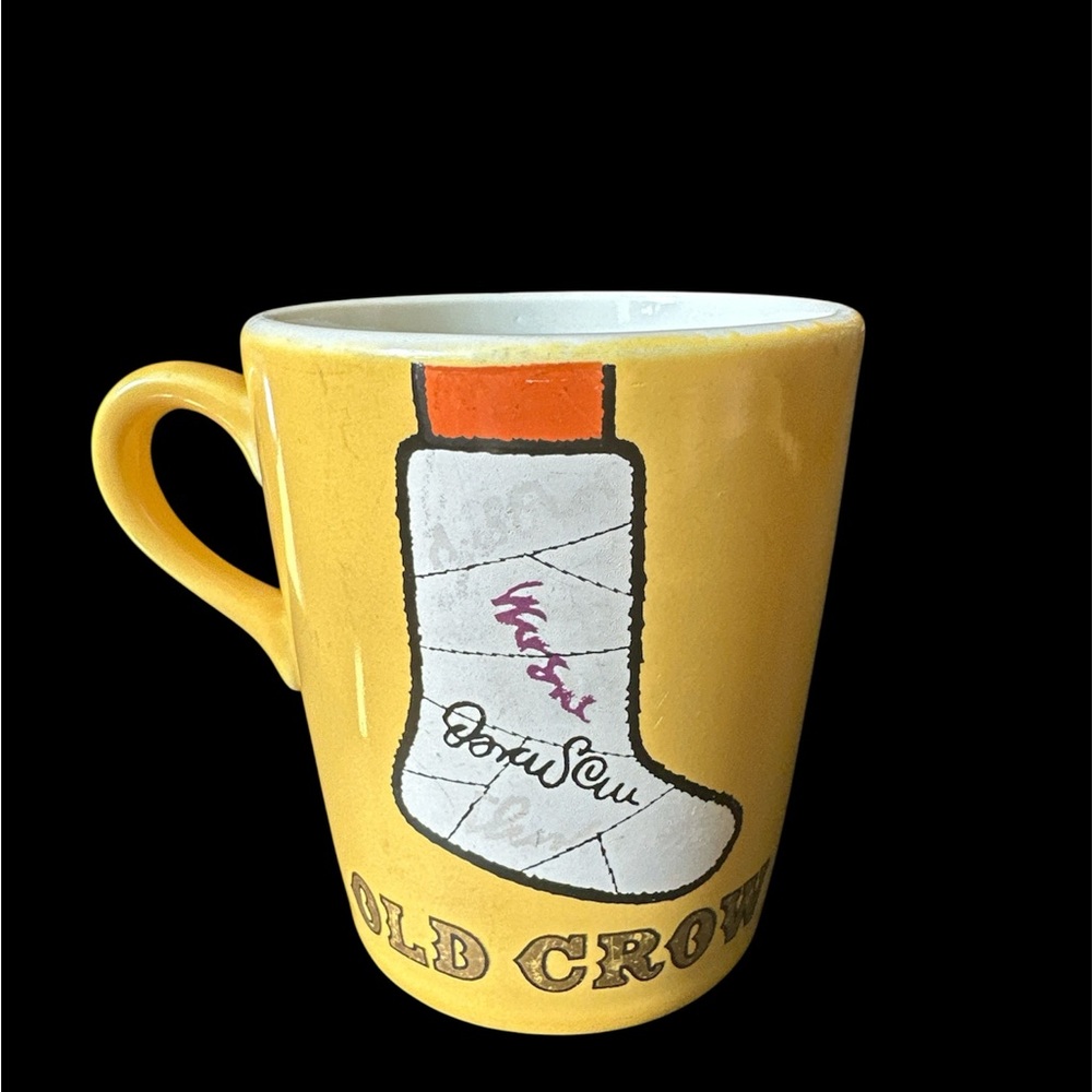 Vintage, Yellow, KENTUCKY WHISKIES Old Crow Distillary Mug with broken leg cast